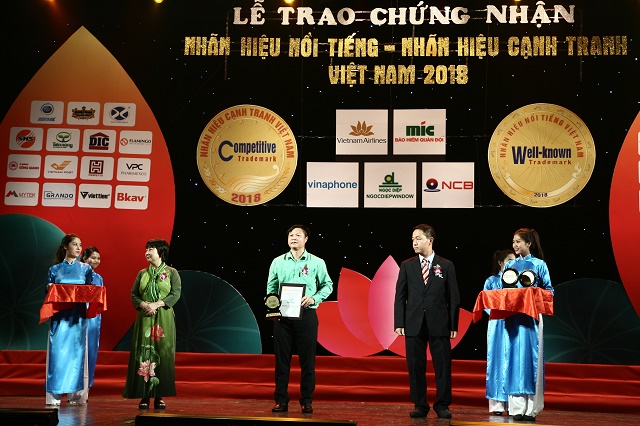 “Top 100 Nhãn hiệu nổi tiếng - Nhãn hiệu cạnh tranh Việt Nam” 2