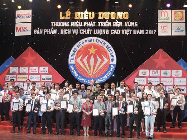 Biểu dương “Thương hiệu phát triển bền vững – Sản phẩm, dịch vụ chất lượng cao Việt Nam 2017”