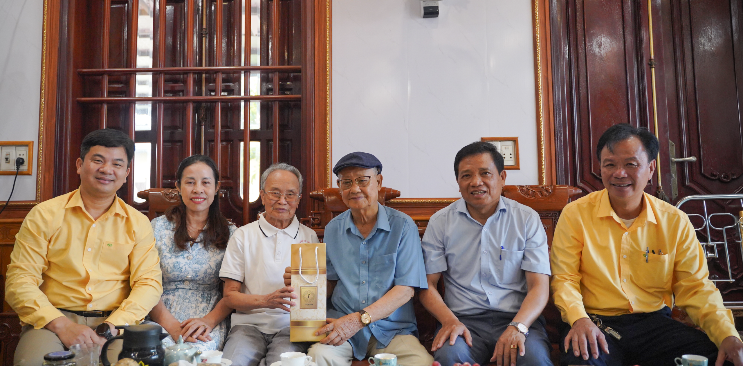 HÀNH TRÌNH TRI ÂN – KẾT NỐI NIỀM TIN (KỲ 2): 7.500 TẤN PHÂN BÓN KHÔNG ĐƠN THUẦN CHỈ LÀ CON SỐ SẢN LƯỢNG